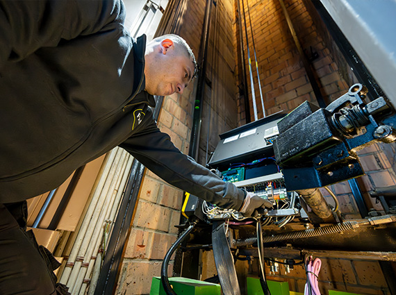 Lifttechnieker-VLBR-570x425