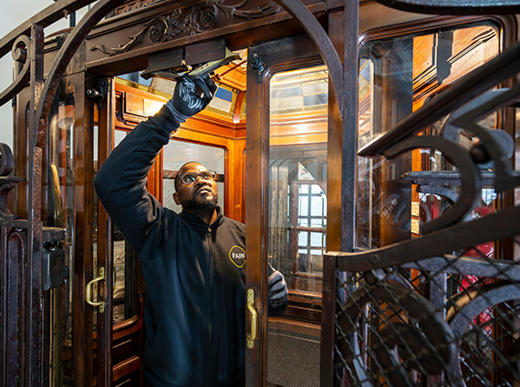 Lifttechnieker-WVL-570x425